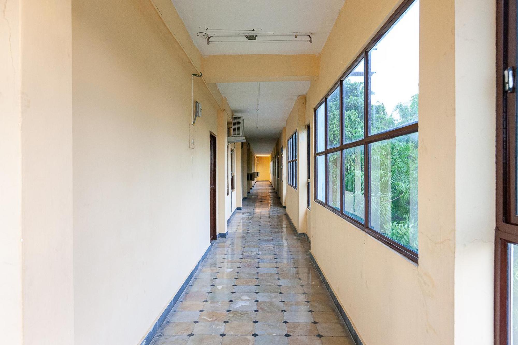 Collection O Ammayi Hotels & Resorts Tiruvannāmalai Exteriör bild