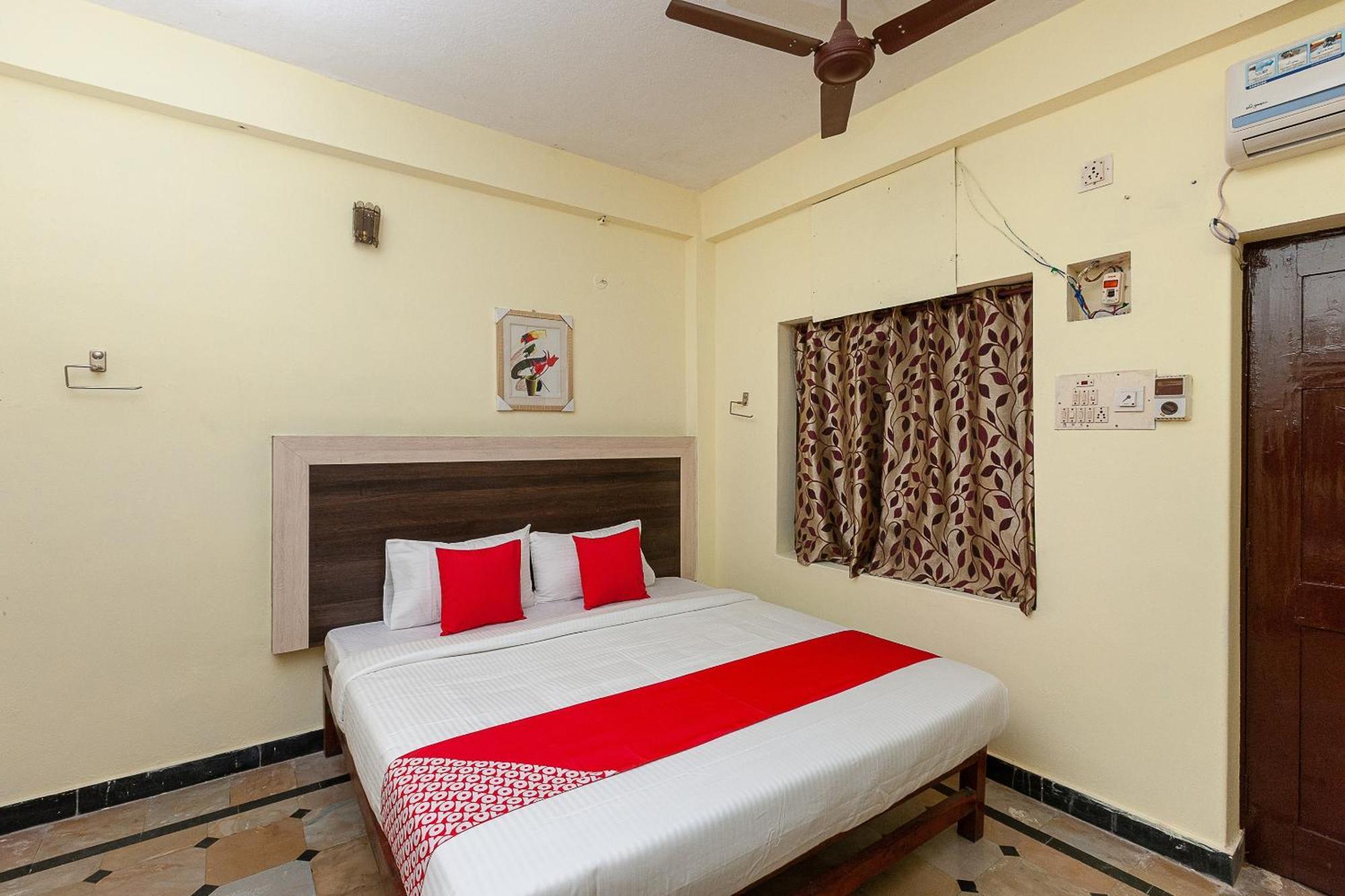 Collection O Ammayi Hotels & Resorts Tiruvannāmalai Exteriör bild