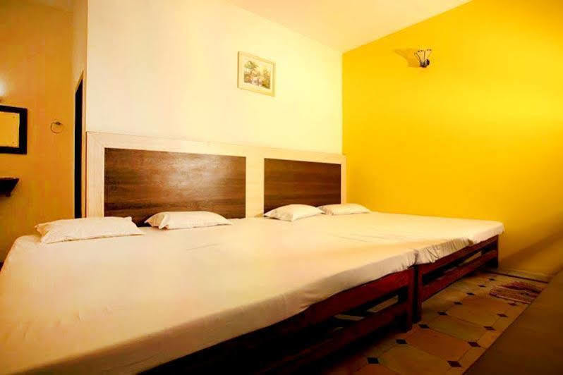Collection O Ammayi Hotels & Resorts Tiruvannāmalai Exteriör bild